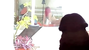 I masturbate, spying at one's disposal the neighbors who have lesbian sexual relations