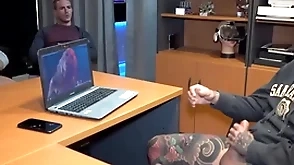 Boss got caught masturbating and voyeur co-workers joined him