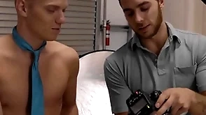 Nextdoortwink - scalding photographer's blarney fills up twink model