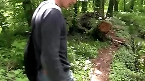 He is supposed respecting meet his friend in the park but he is late, he decides respecting get his ass fucked while waiting - bigstr