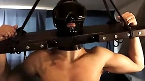 Boundlads - kinky guys from antwerpen, fixing 1 flogging
