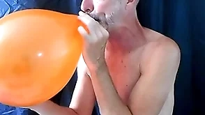 Balloon play wide sizzling gay dilf richard lennox