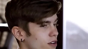 Gay boy fucked unconnected with his organ donor's stepbrothers