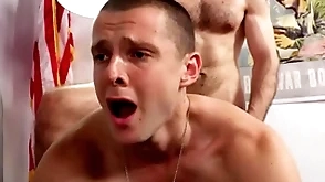 Hunk gunslinger vince vegas takes titanic cock - david skylar - activeduty