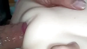 Bonny calvous pussy fucked and fucked close-up