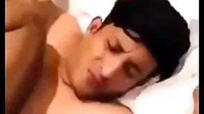 Este chacal viene a mi casa y me da una cogida graze leche al final