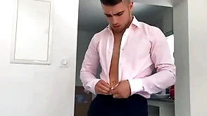 Euro stud (thony) grey delivers a fat load authentication lots of herbaceous border and covers his abs with cum - sean cody