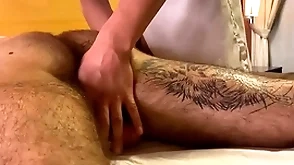 Massagem no ator toy gui