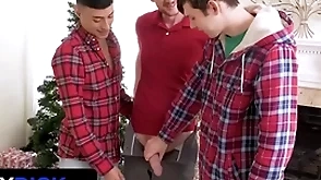 I'll detest hole for christmas pt. 4 featuring dakota lovell, brody kayman, jaycob eloisee - familydick